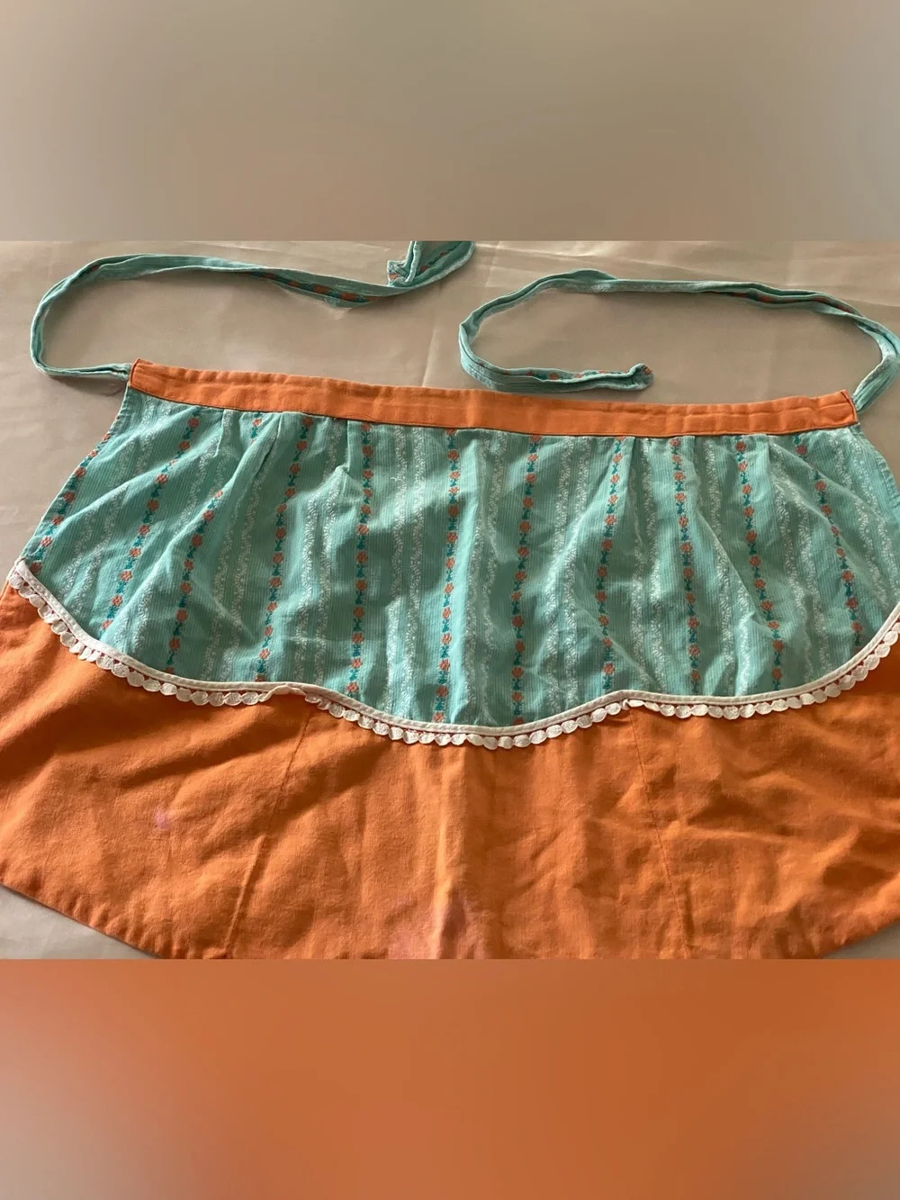 Vintage 1950s/1960s half apron